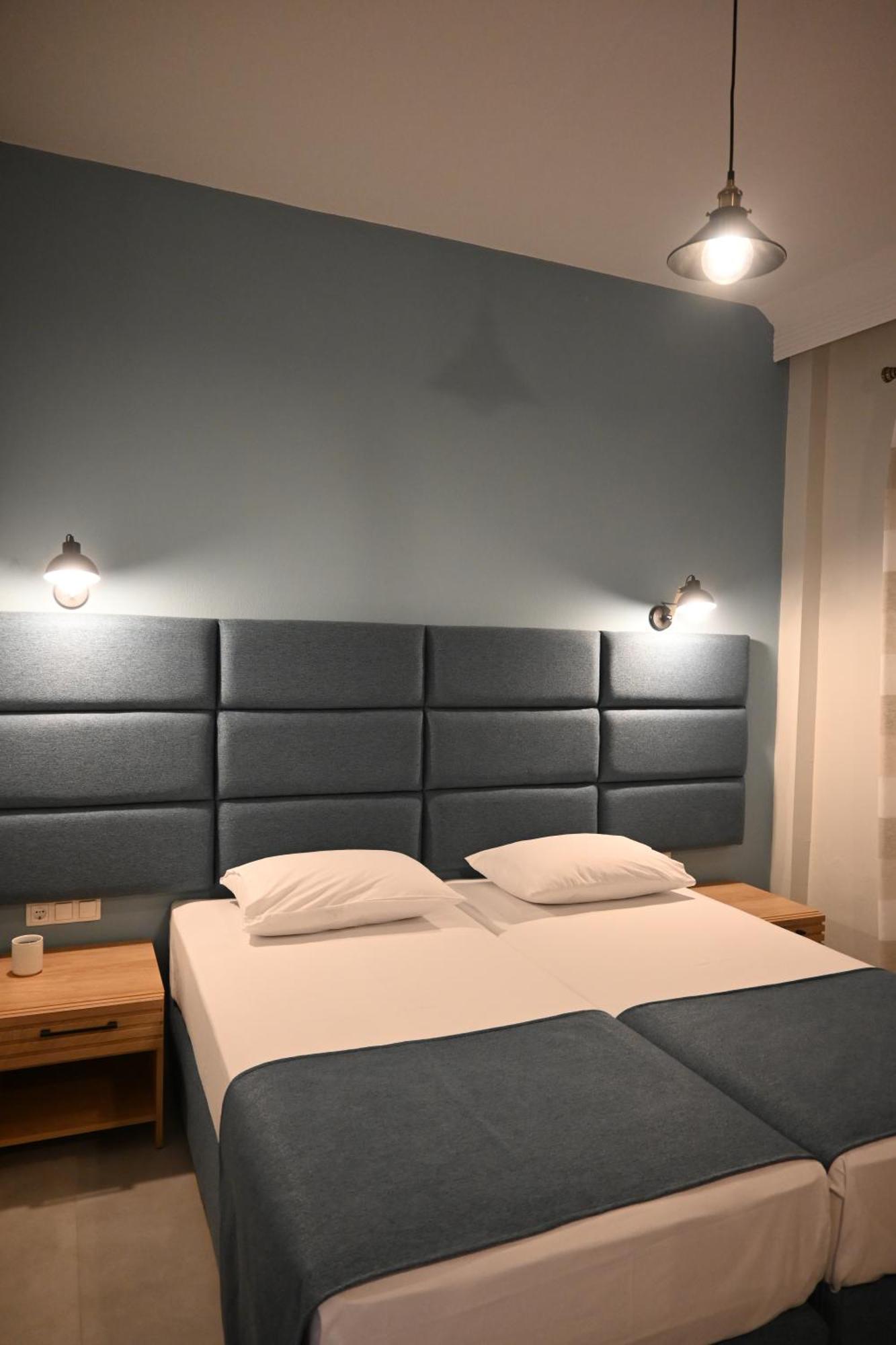 Maria Rooms To Let Ouranoupoli Exterior foto
